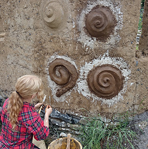 mud sculpting